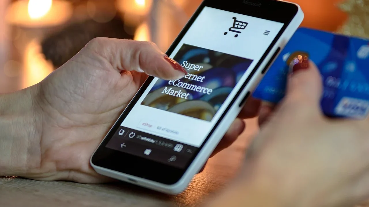 Store Front Smartphone Search