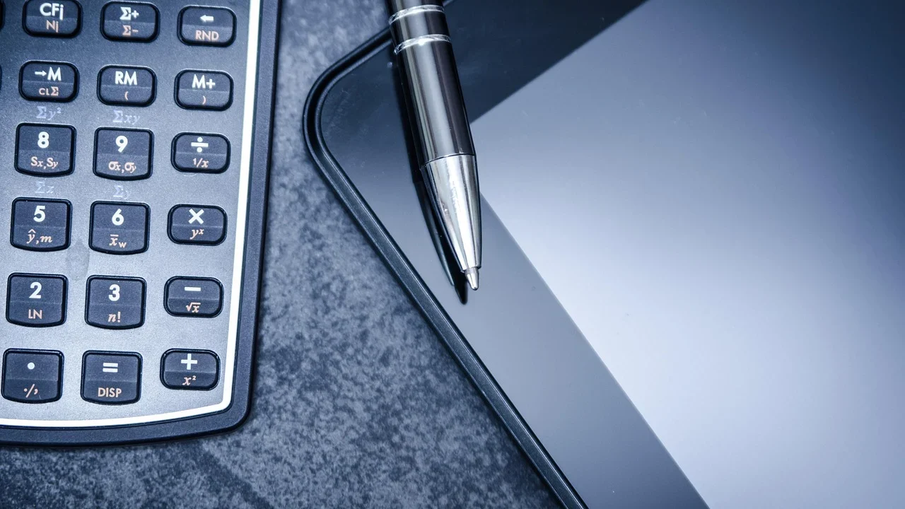 Calculator Magnifying Glass