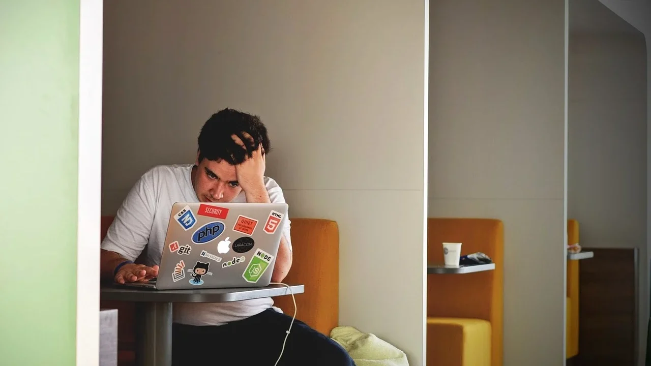 Frustrated Businessman Broken Link Laptop Error