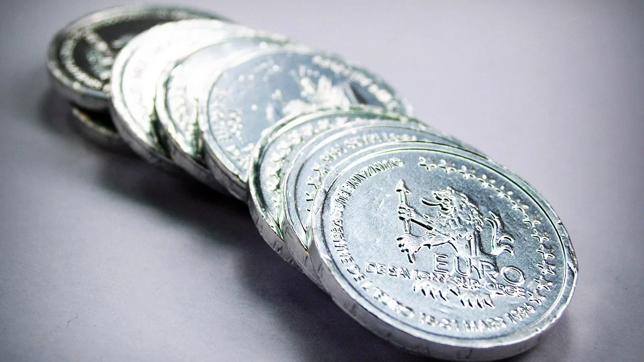 Growth Graph Coins