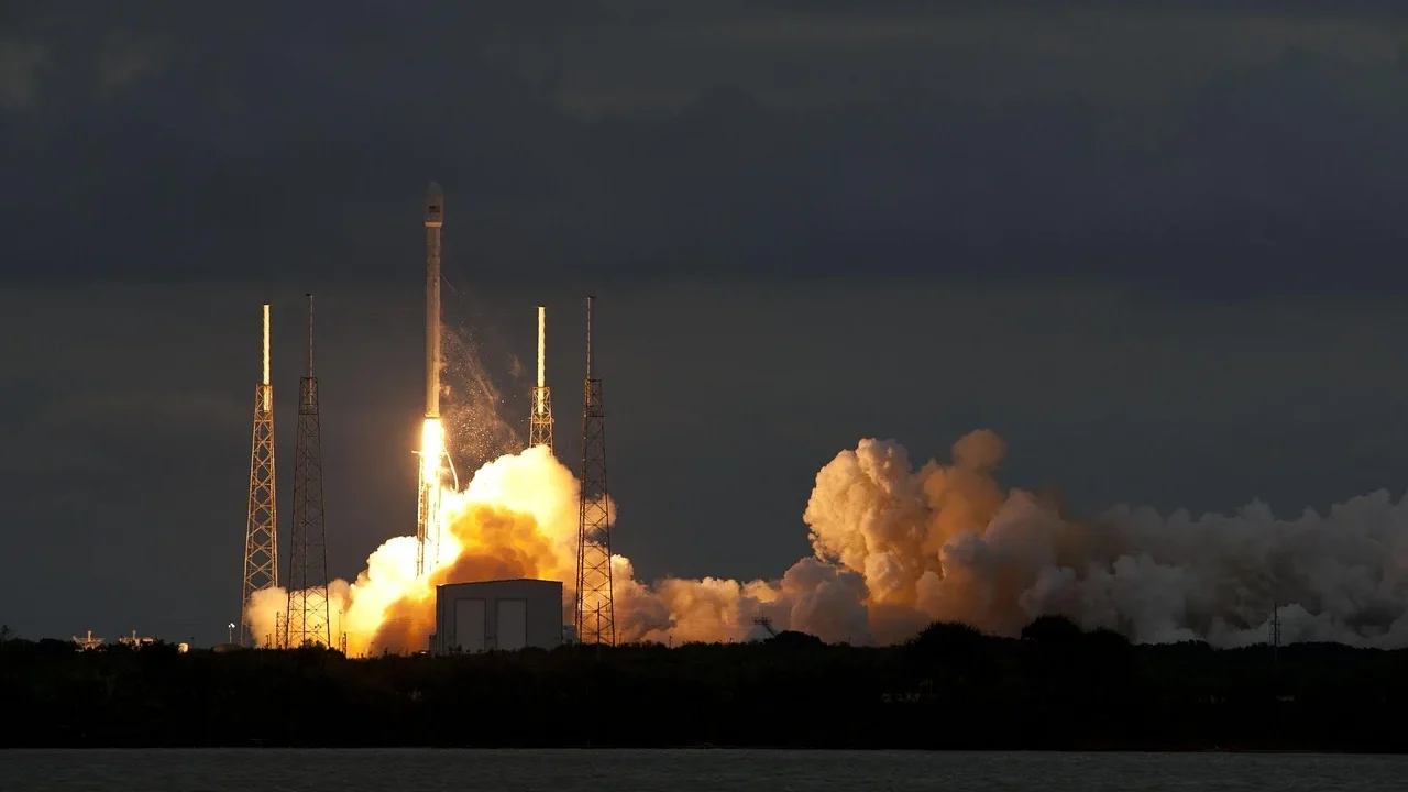 Handshake Rocket Launch