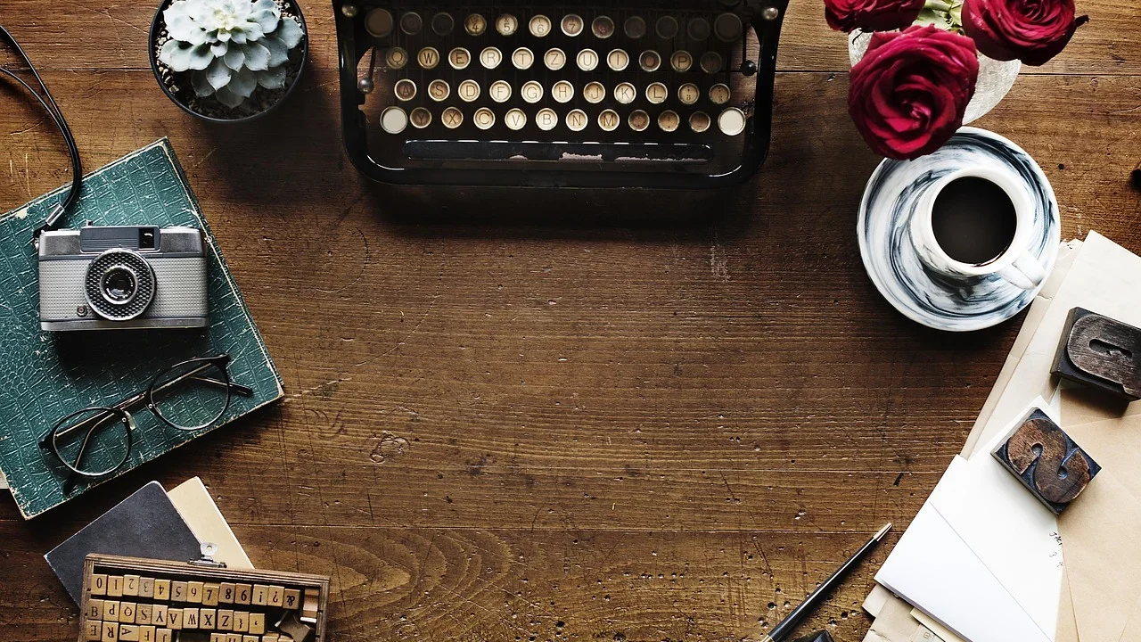 Keyboard Magnifying Glass