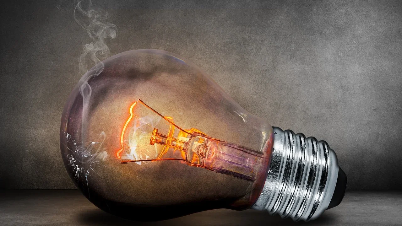 Light Bulb Success Graph