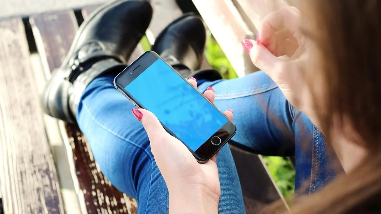 Mobile Phone Fast Loading