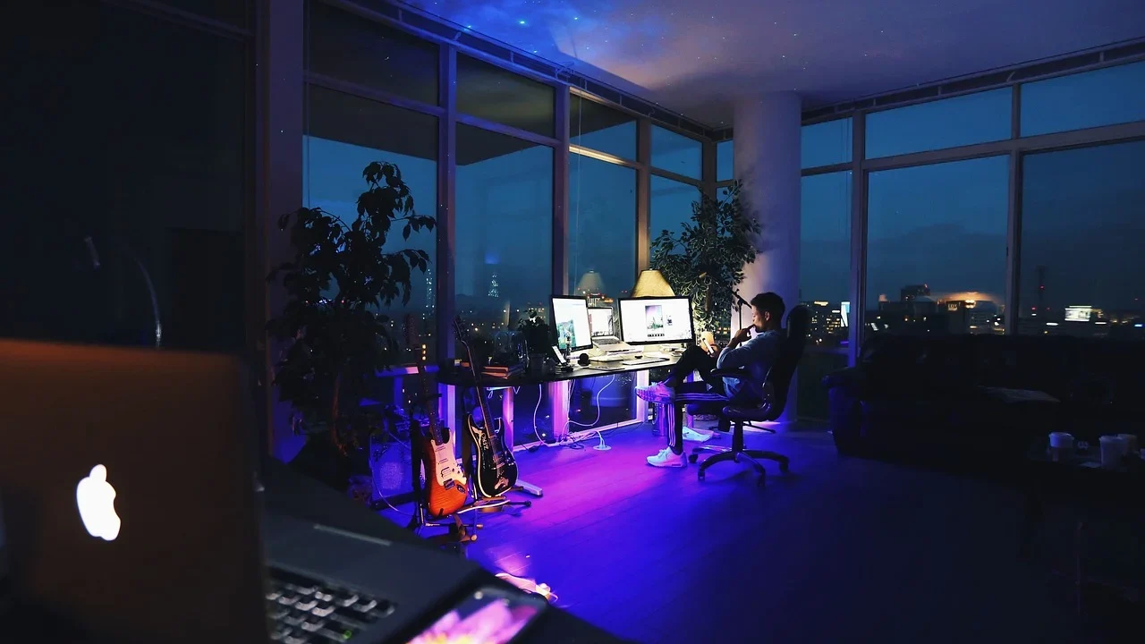 Office Building Smartphone