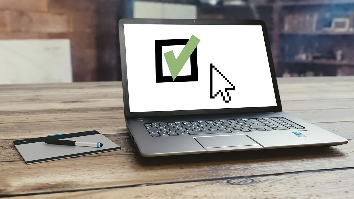 Online Registration Computer Icon