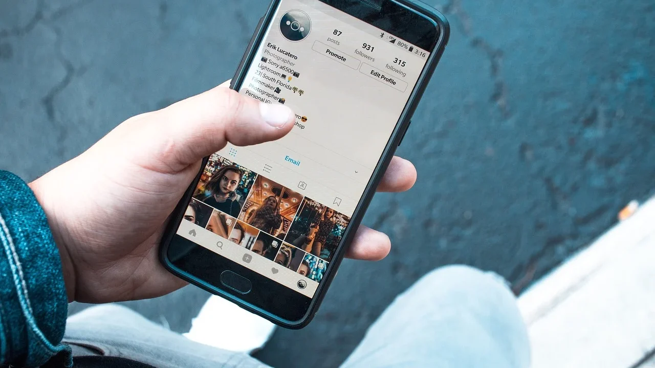 Smartphone User Madiun City