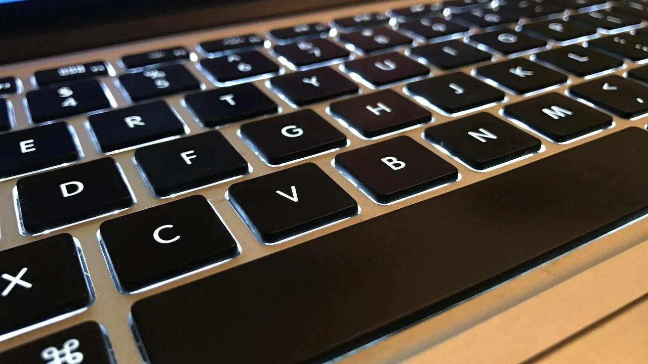 Web Design Laptop Computer