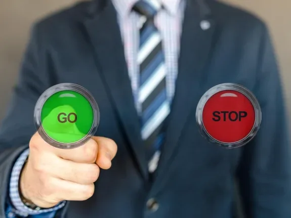 Choosing Options Trust Decision Making - Garansi Jasa Seo