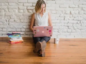 Content Strategy AI Writing Assistant