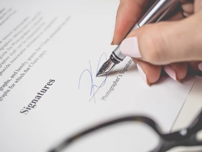 Ethical AI Human Oversight Legal Document - Website Muncul Di Hasil Pencarian AI