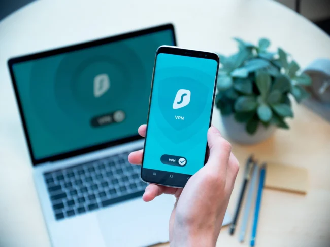 Privacy Shield Data Security - Apakah AI ChatGPT Bisa Membaca Seluruh Konten Website?